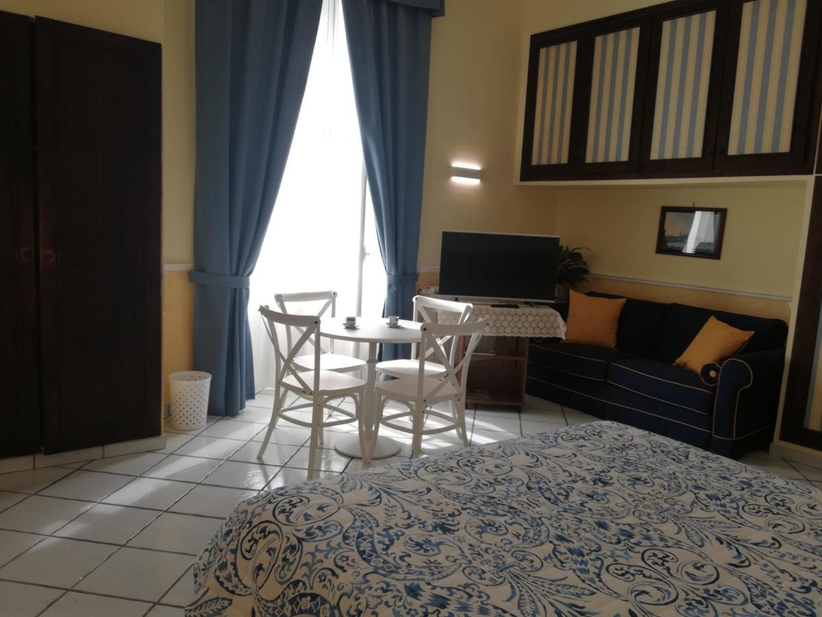Santa Lucia 50 Hotel Naples Exterior photo